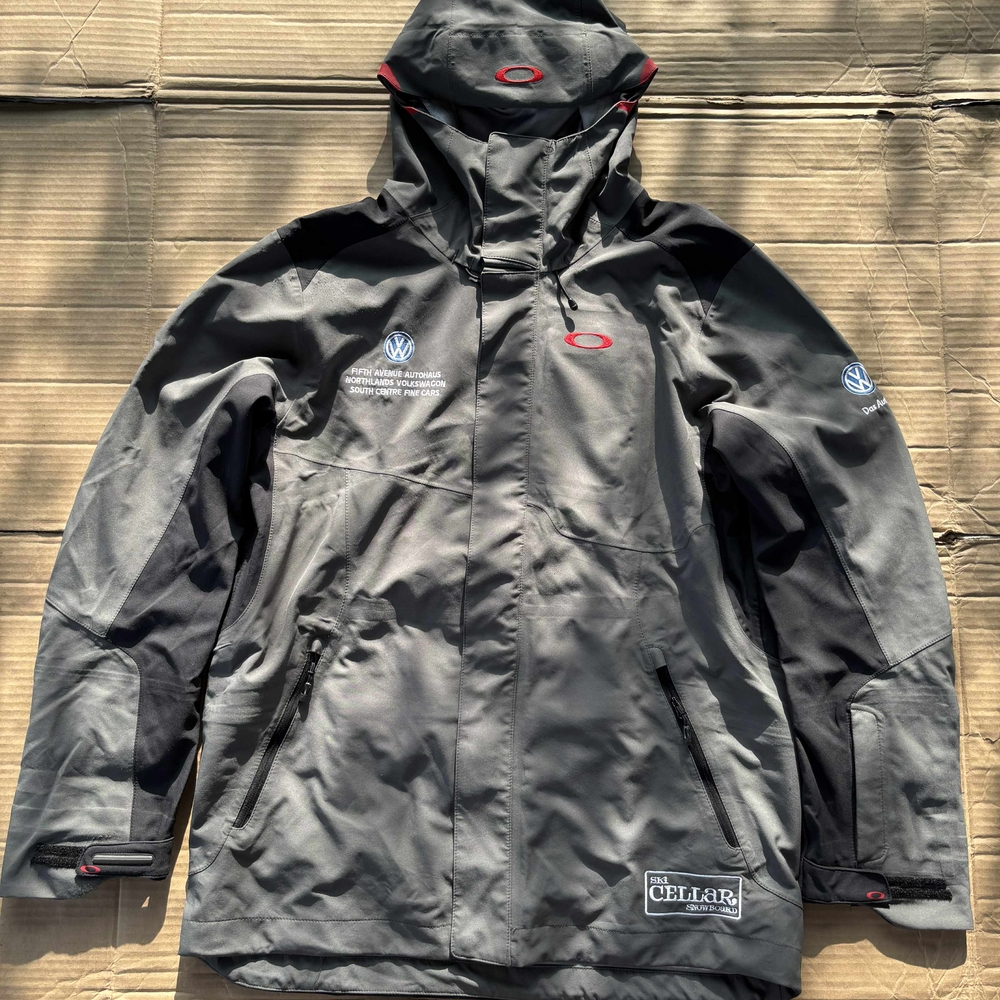 Oakley Men's Gray Performance Jacket